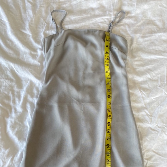 2/$60๐ CLOSET CLEAN OUT: Lulus tie back mini dress - Picture 10 of 11